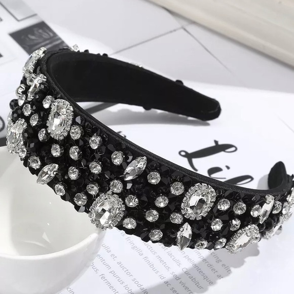 Super Elegant Embellished Headband to Enhance your Casual or Night Our Hair look main image 3